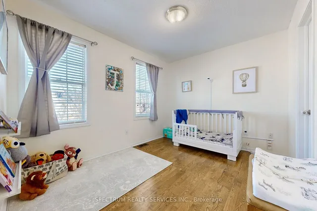 Additional image 36 of 1528 Evans Terr