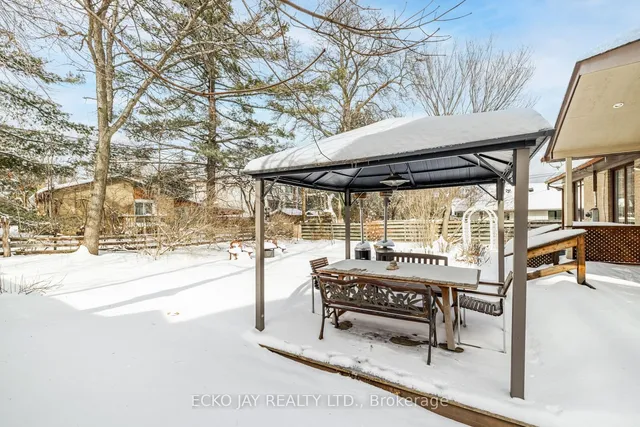 Additional image 24 of 32 Bradgate Rd