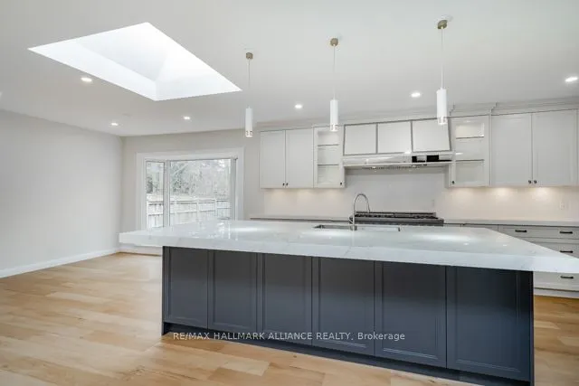 Additional image 9 of 271 Wedgewood Dr