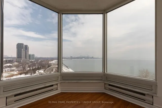 Additional image 9 of 1 Palace Pier Crt Unit 1103