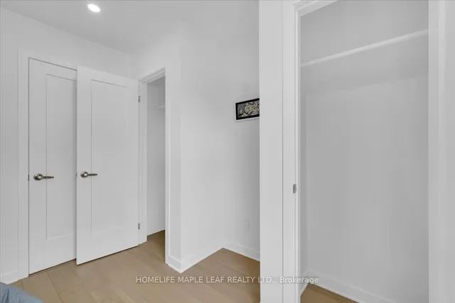 Additional image 33 of 386 Coxwell Ave