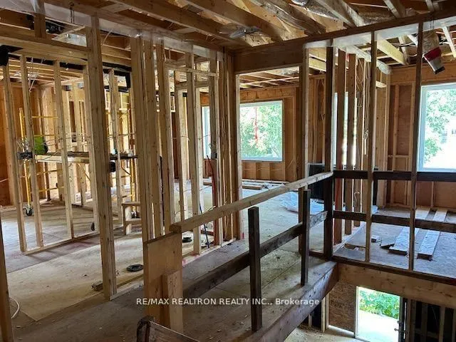 Additional image 4 of 213 Phyllis Ave