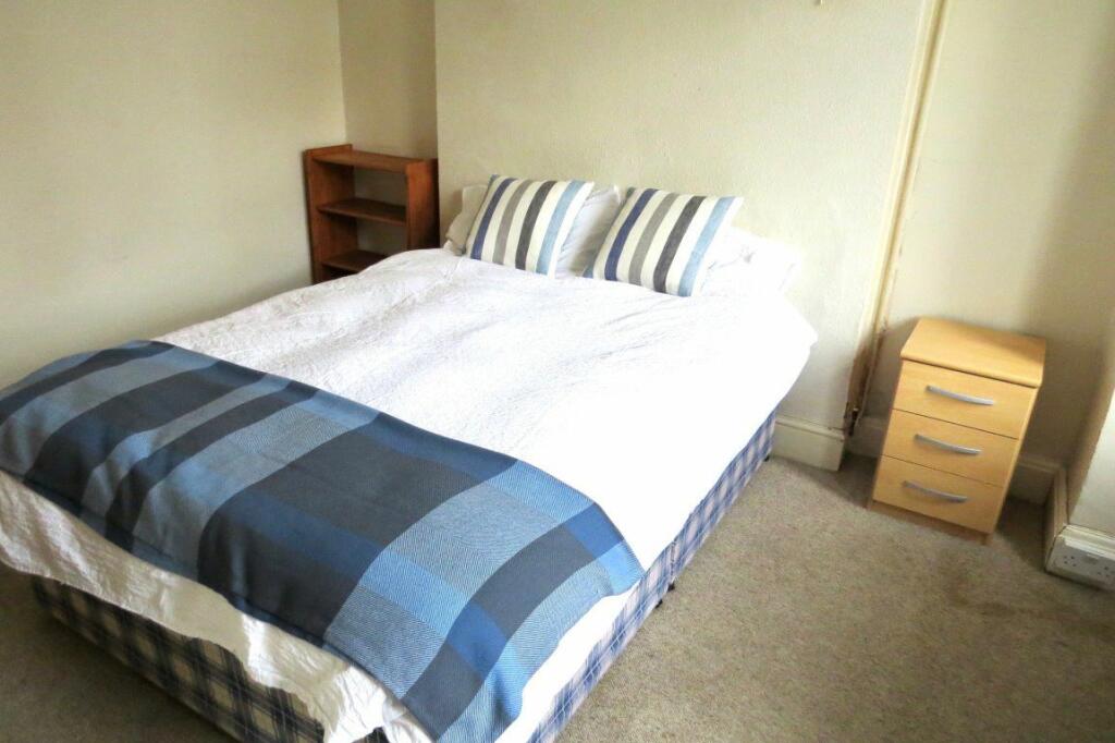 Additional image 7 of STUDENT FIVE DOUBLE BEDROOMS, WINTON
