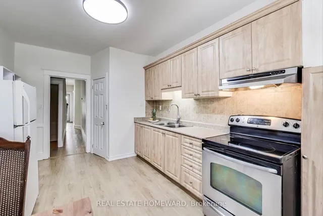 Additional image 8 of 36 Eastmount Ave