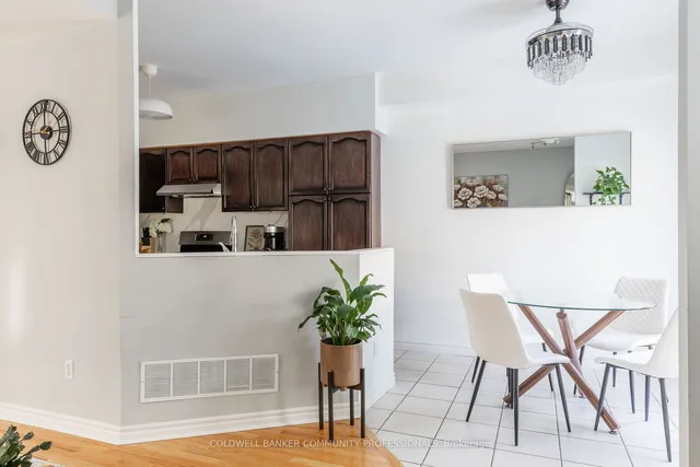 Additional image 16 of 1353 Stephenson Dr