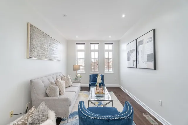 Additional image 17 of 46 Hollowgrove Blvd