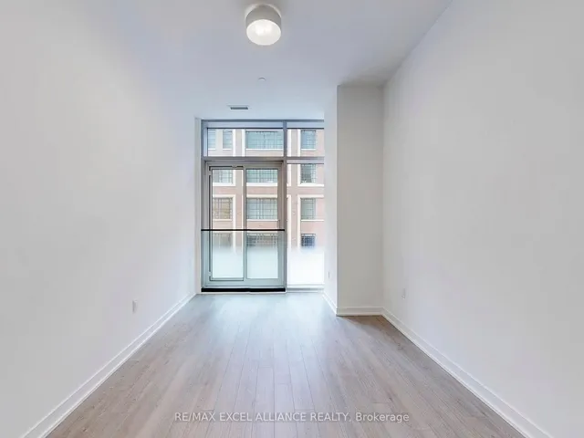 Additional image 11 of 357 King St Unit 203