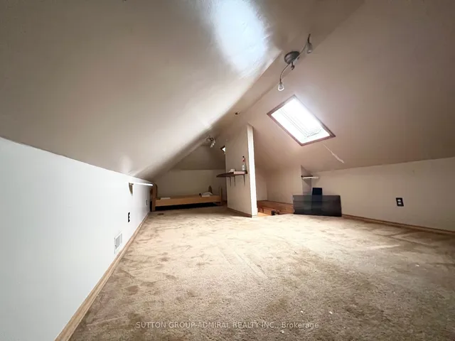 Additional image 13 of 77 Chamberlain Ave