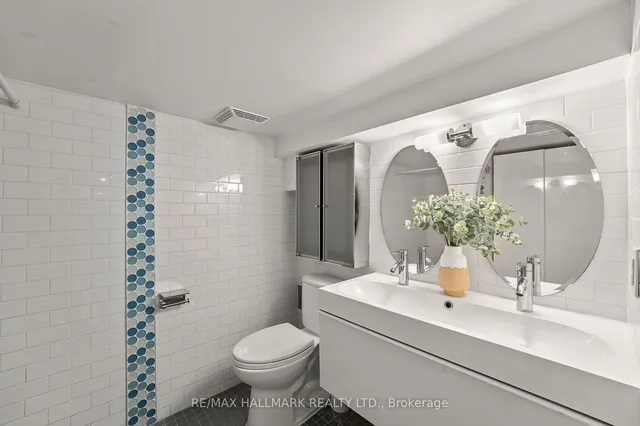 Additional image 31 of 13 Woodfield Rd