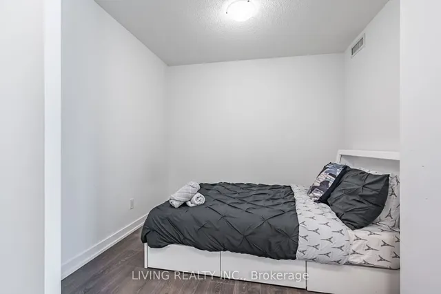 Additional image 24 of 8 Trent Ave Unit 805