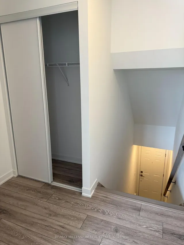 Additional image 7 of 4017 Hickory Dr Unit 16