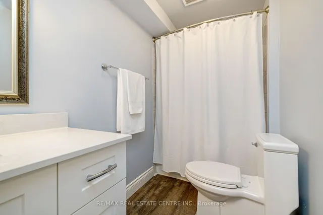 Additional image 40 of 244 Bousfield Cres