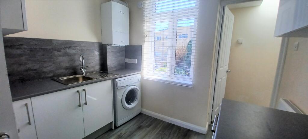 Additional image 3 of Livingstone Road