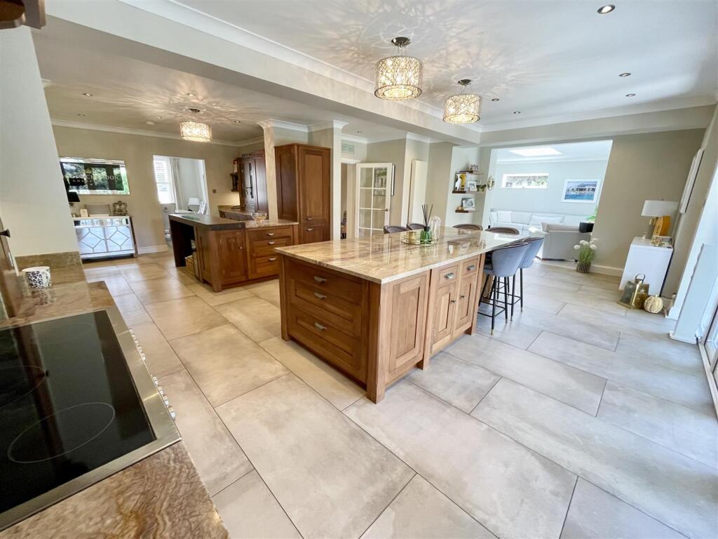 Additional image 40 of Aldridge Road, Ferndown