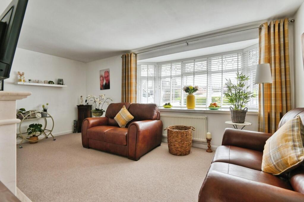 Additional image 5 of Whiting, Tamworth