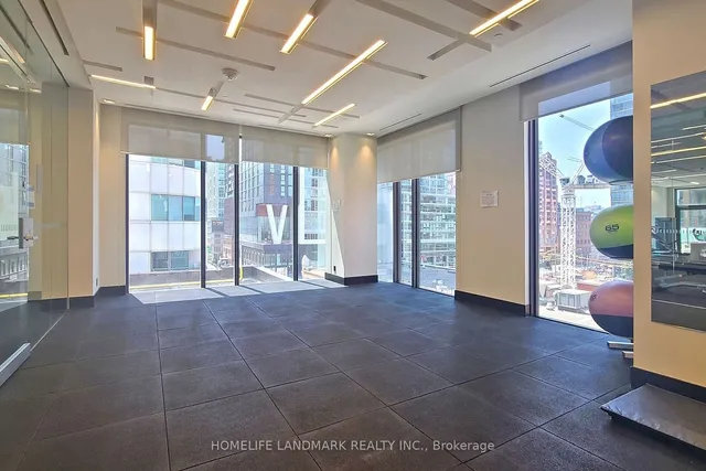 Additional image 38 of 87 Peter St Unit 617