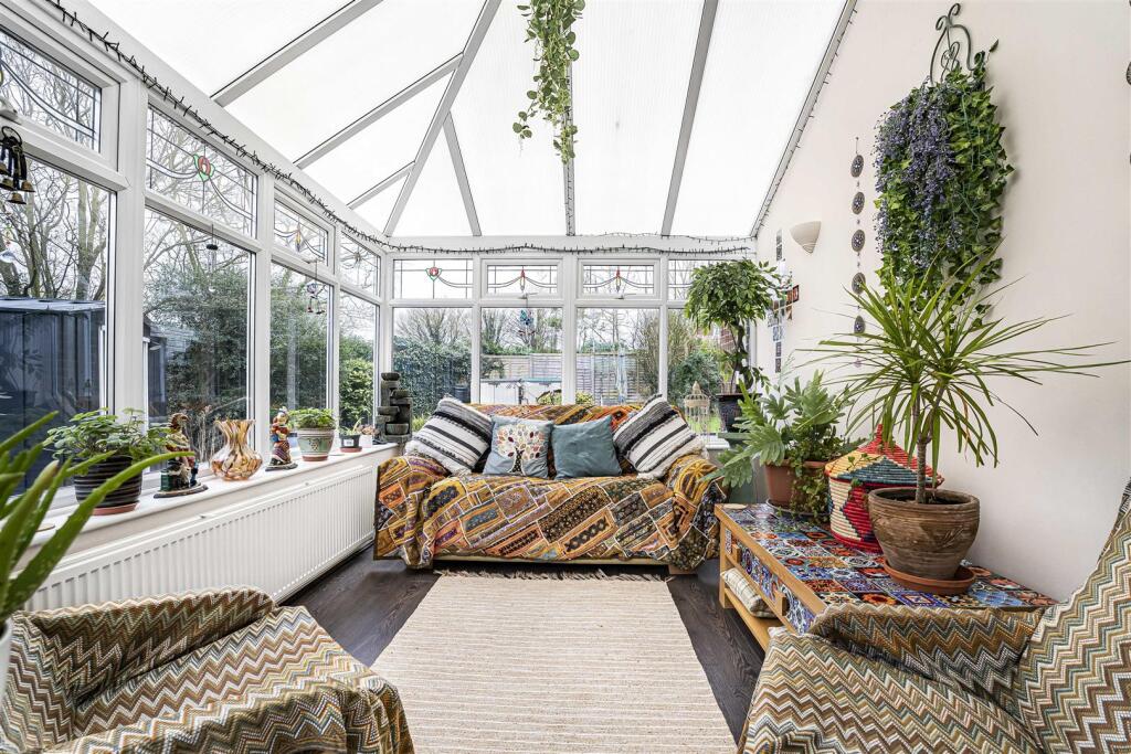 Additional image 7 of Tukes Way, Saffron Walden