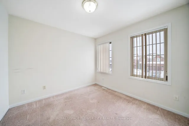 Additional image 21 of 1 Bayridge Dr