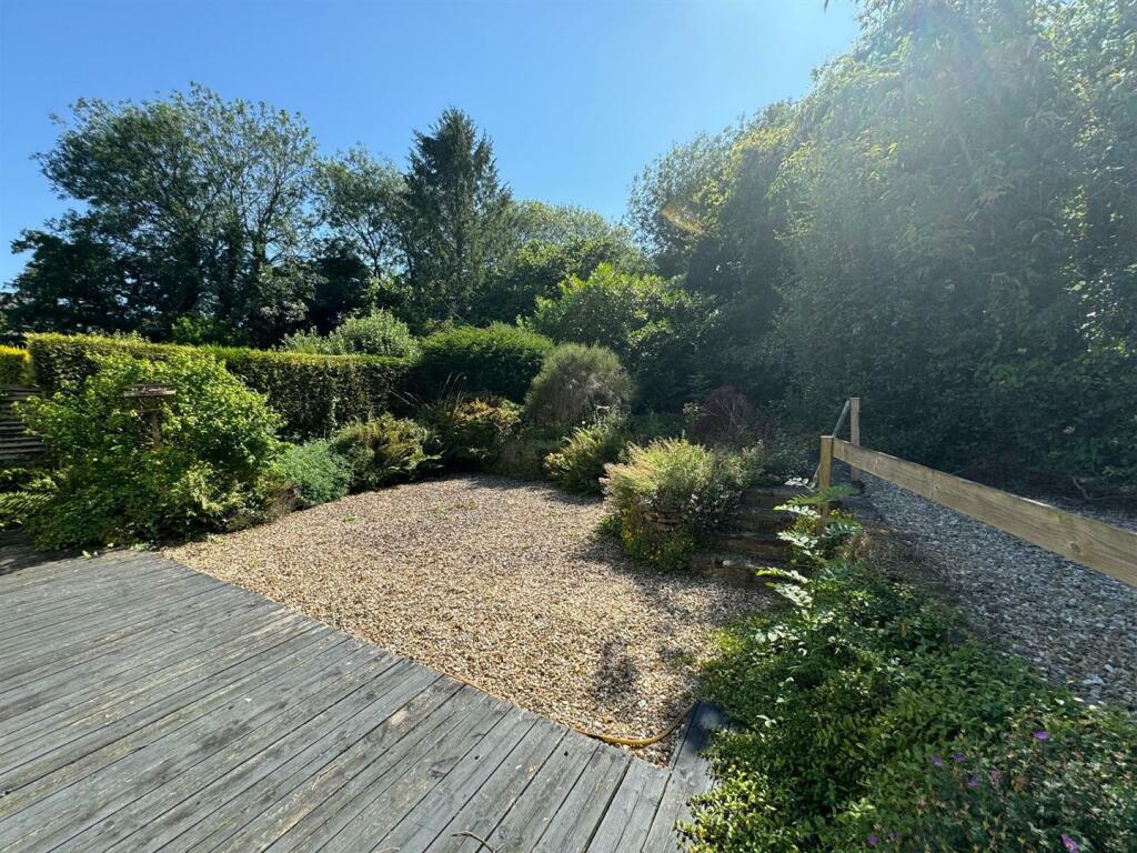 Additional image 10 of Park Road, Henstridge, Templecombe