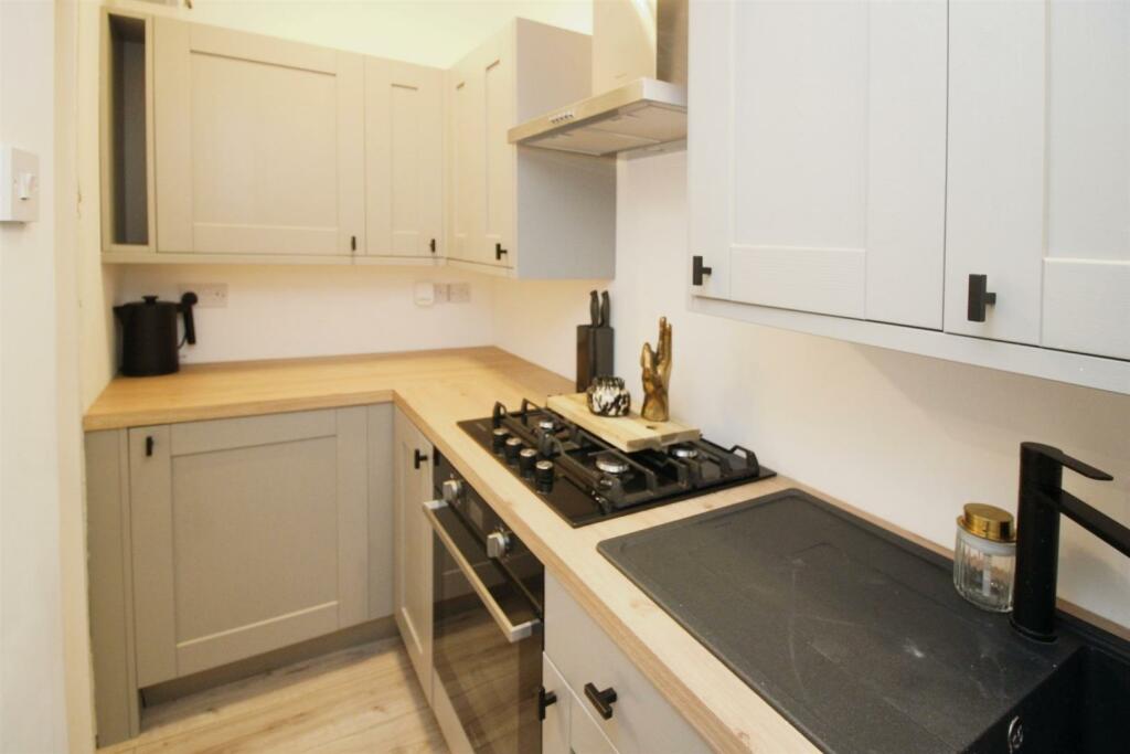 Additional image 8 of Green Place, Bradford, BD2 3AB