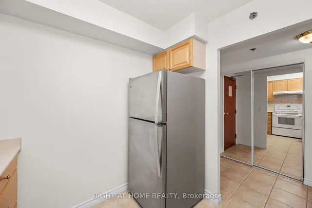 Additional image 6 of 100 Burloak Dr Unit 1214