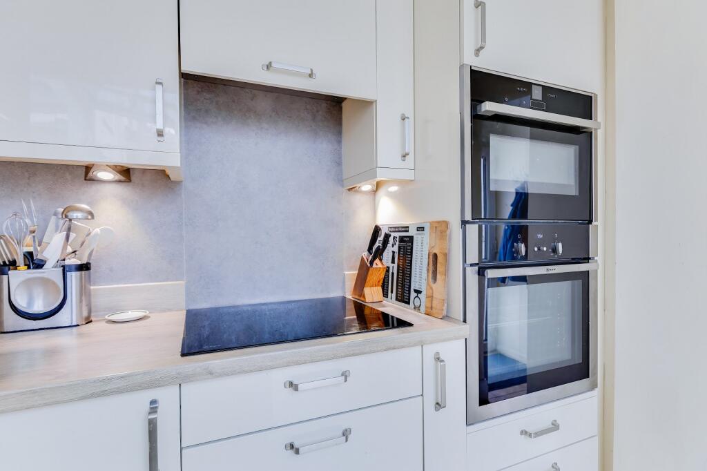 Additional image 16 of Hill Rise, Britway Road, Dinas Powys, The Vale Of Glamorgan CF64 4AF