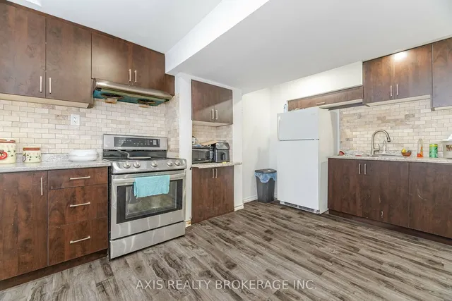 Additional image 37 of 25 Laurentide Cres