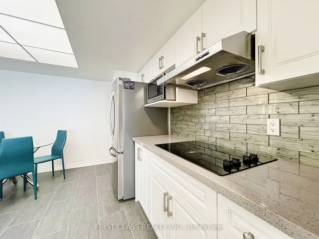 Additional image 17 of 275 Bamburgh Circ Unit 1404