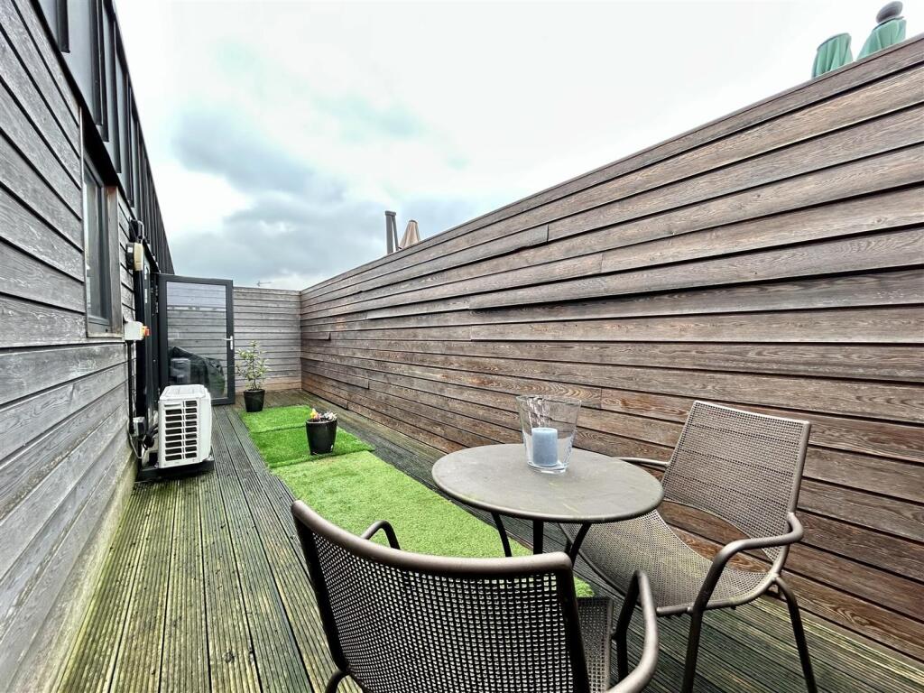 Additional image 18 of High Street, Harborne, Birmingham