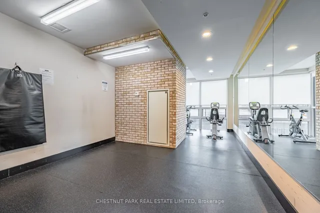 Additional image 29 of 39 Sherbourne St Unit 907