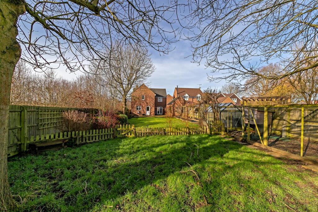 Additional image 38 of Old School Drive, Wheathampstead, St. Albans