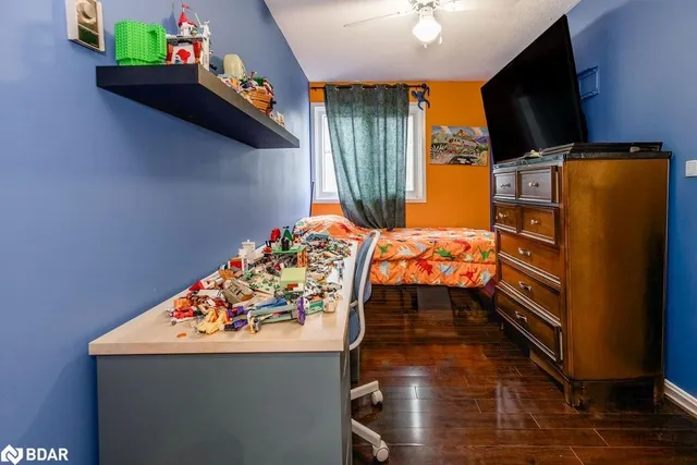 Additional image 18 of 20 Hillpark Trail