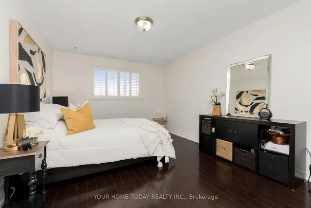 Additional image 18 of 12 Bedford Cres