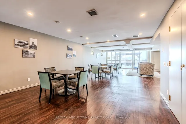 Additional image 35 of 1 Belvedere Crt Unit 409