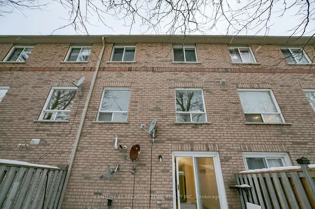 Additional image 39 of 2 Clay Brick Crt