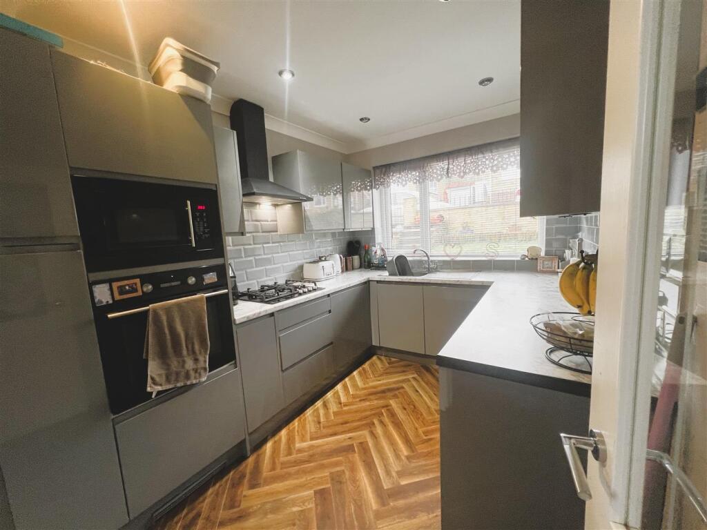 Additional image 16 of Markfield Close, Low Moor, Bradford