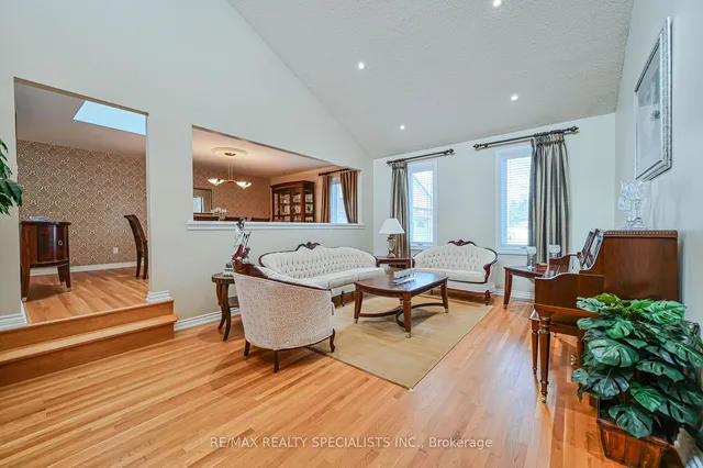 Additional image 7 of 6 Leone Lane