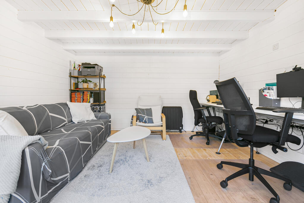 Additional image 21 of Nuns Lane, St. Albans, Hertfordshire, AL1