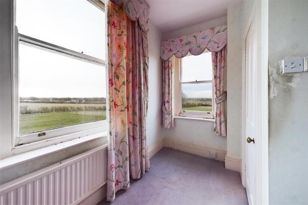 Additional image 31 of DETACHED | UPDATING | BADGWORTH