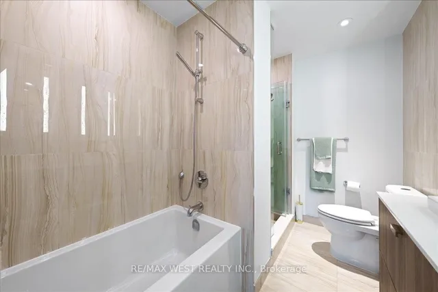 Additional image 27 of 470 Front St Unit 2201