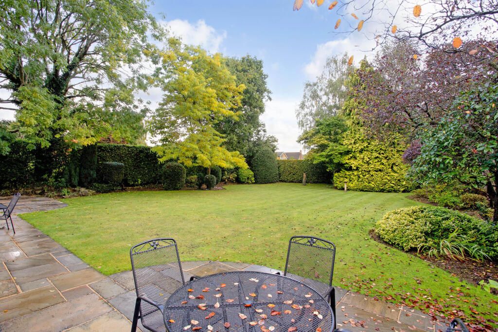 Additional image 10 of The Chowns, Harpenden, AL5