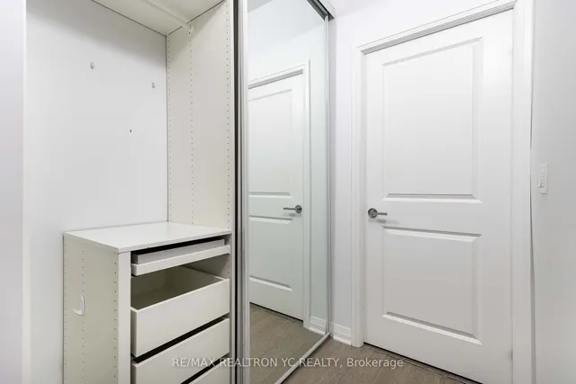 Additional image 14 of 59 Annie Craig Dr Unit 1005