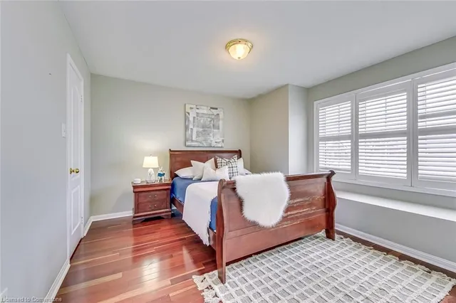 Additional image 24 of 5926 Whitehorn Ave