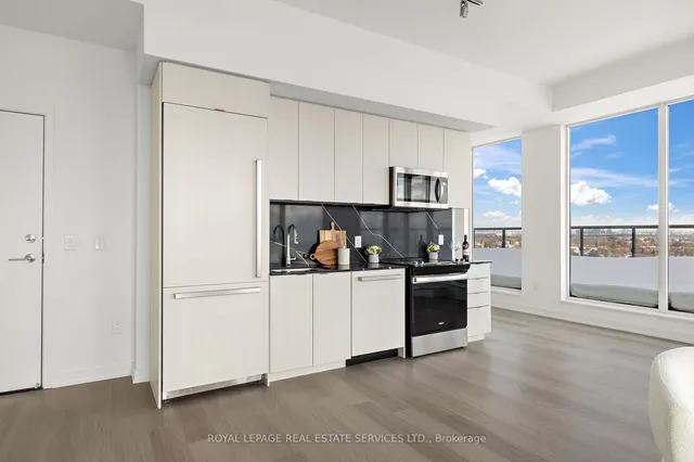 Additional image 16 of 859 The Queensway Unit 1101