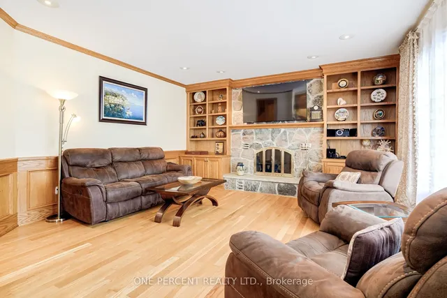 Additional image 10 of 2301 Homer Dr