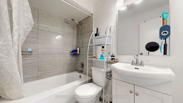 Additional image 17 of 1894 Kirkwall Cres Unit 20