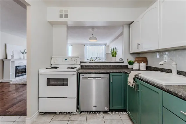 Additional image 18 of 18 Holborn Crt Unit 102