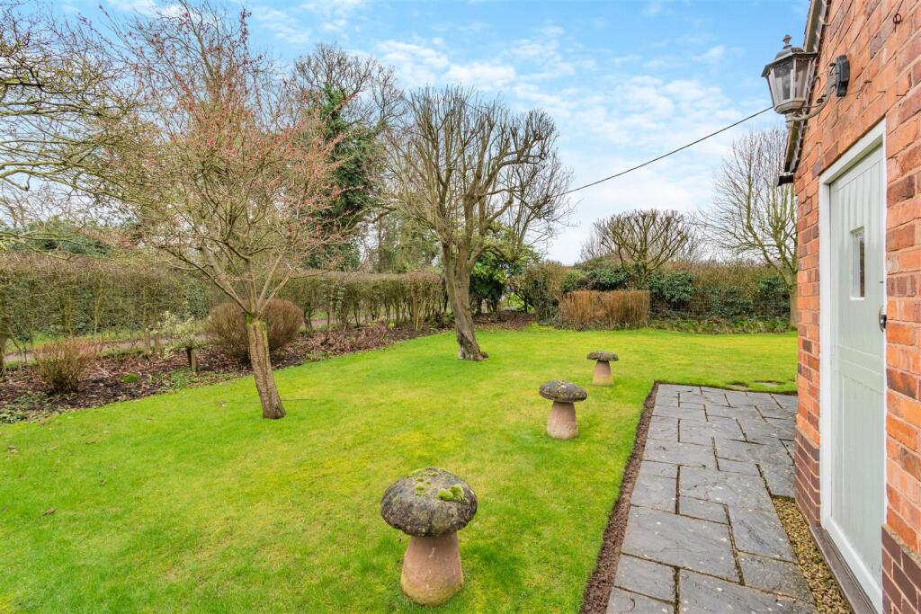 Additional image 43 of Bangley Lane, Hints, Tamworth
