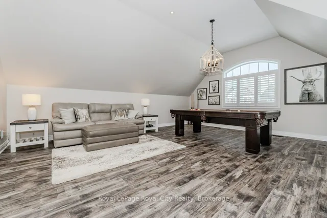 Additional image 17 of 213 Tremaine Cres