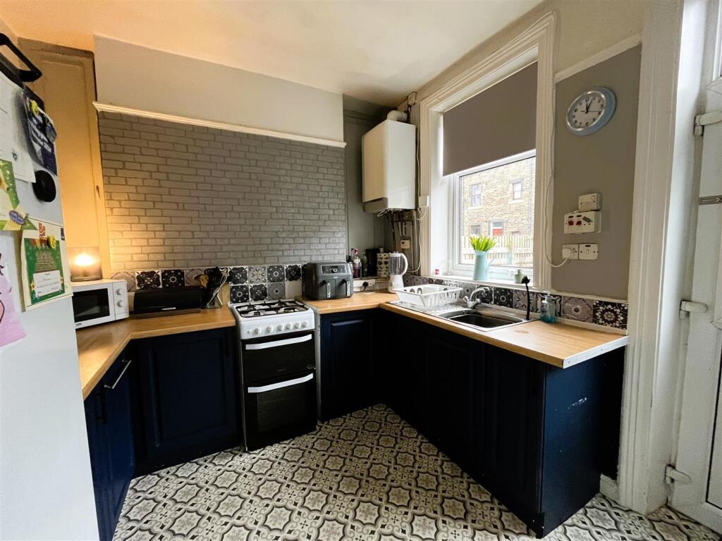 Additional image 18 of Mayfield View, Wyke, Bradford